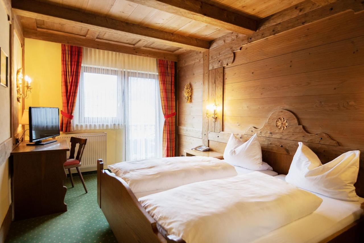 Landgasthof Zur Post Schleching Buitenkant foto